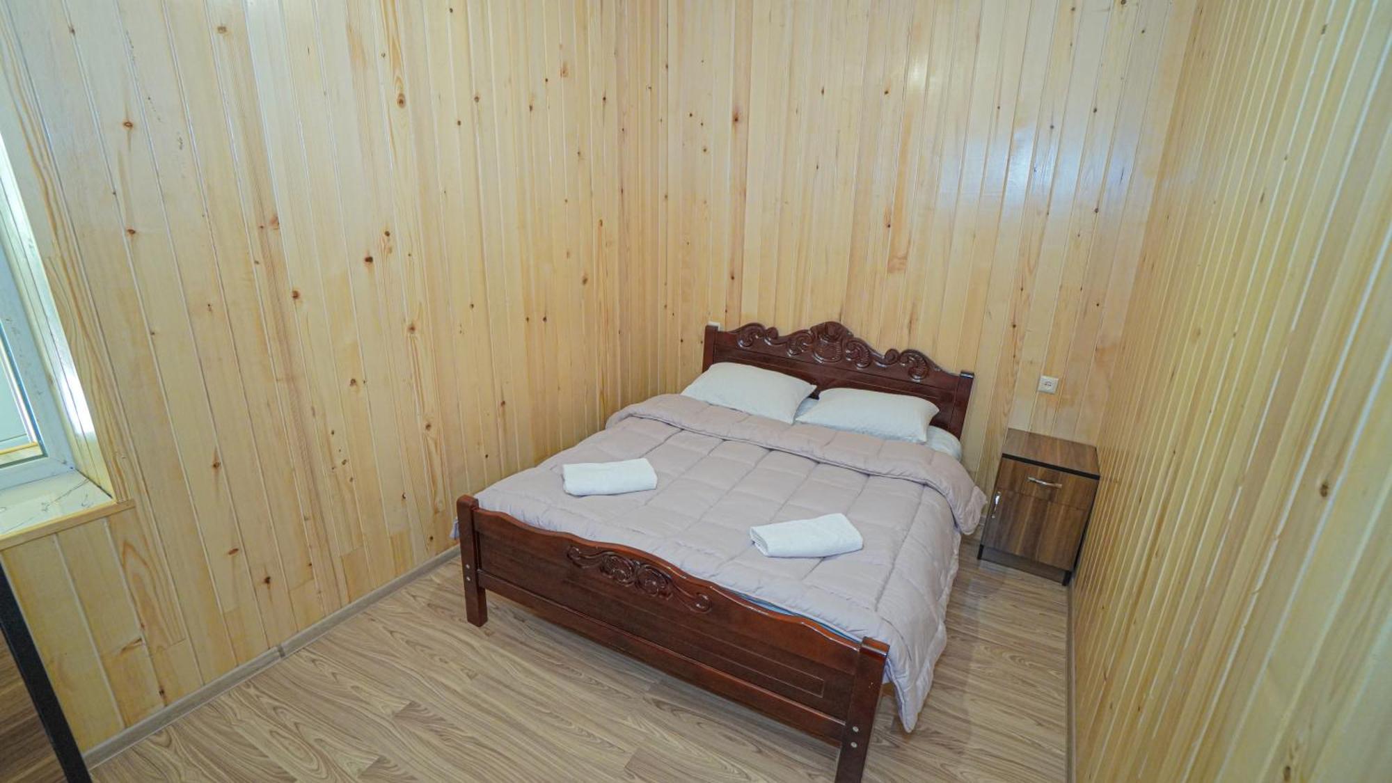 Givi Kakhiani'S Guesthouse Zhabeshi エクステリア 写真