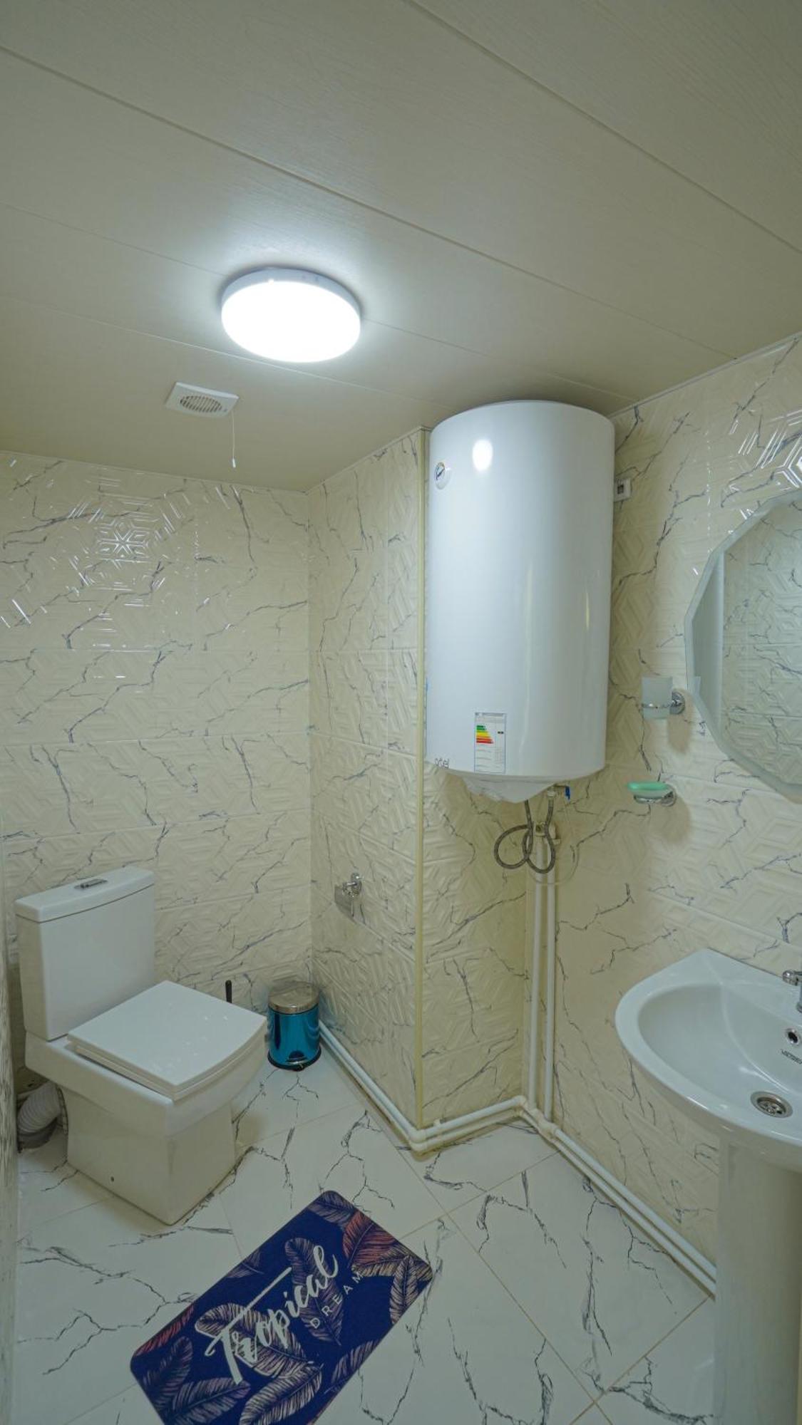 Givi Kakhiani'S Guesthouse Zhabeshi エクステリア 写真